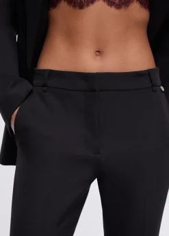 Pantaloni a sigaretta