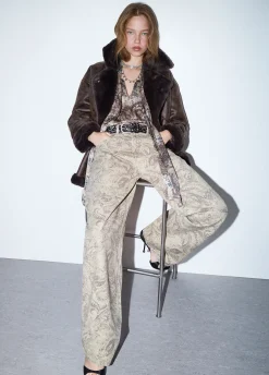 Pantaloni boy con stampa glitter