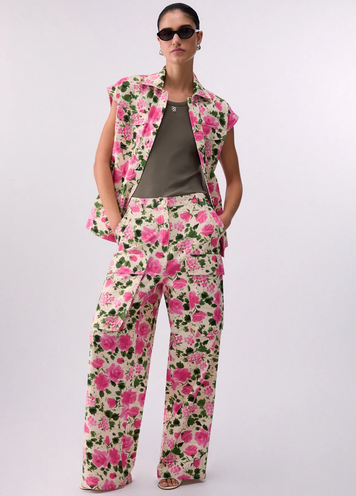 Pantaloni cargo