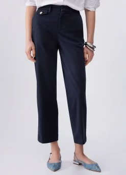 Pantaloni chino con patte