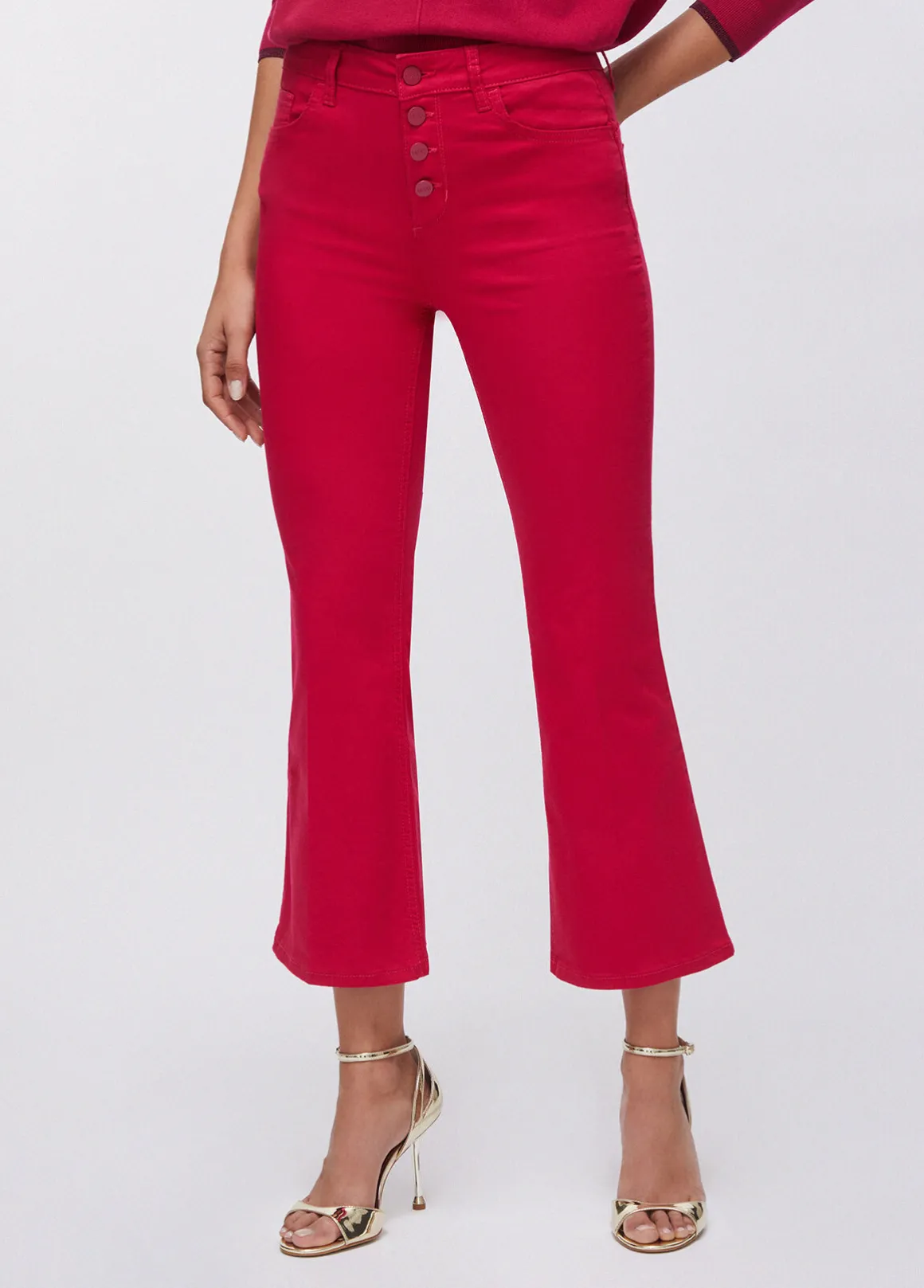 Pantaloni cropped a vita alta
