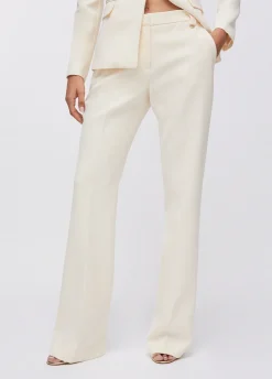 Pantaloni flare