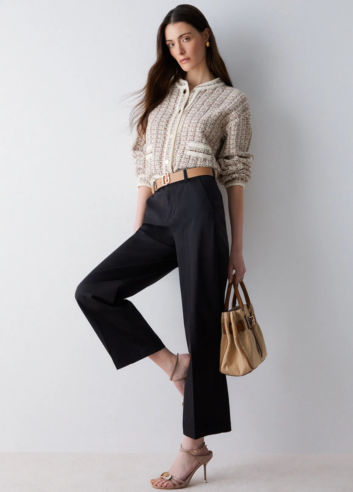 Pantaloni flare a vita alta