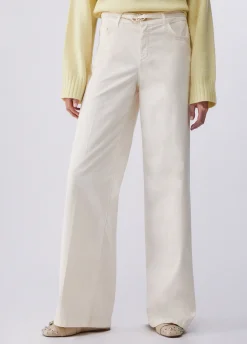 Pantaloni flare con cintura