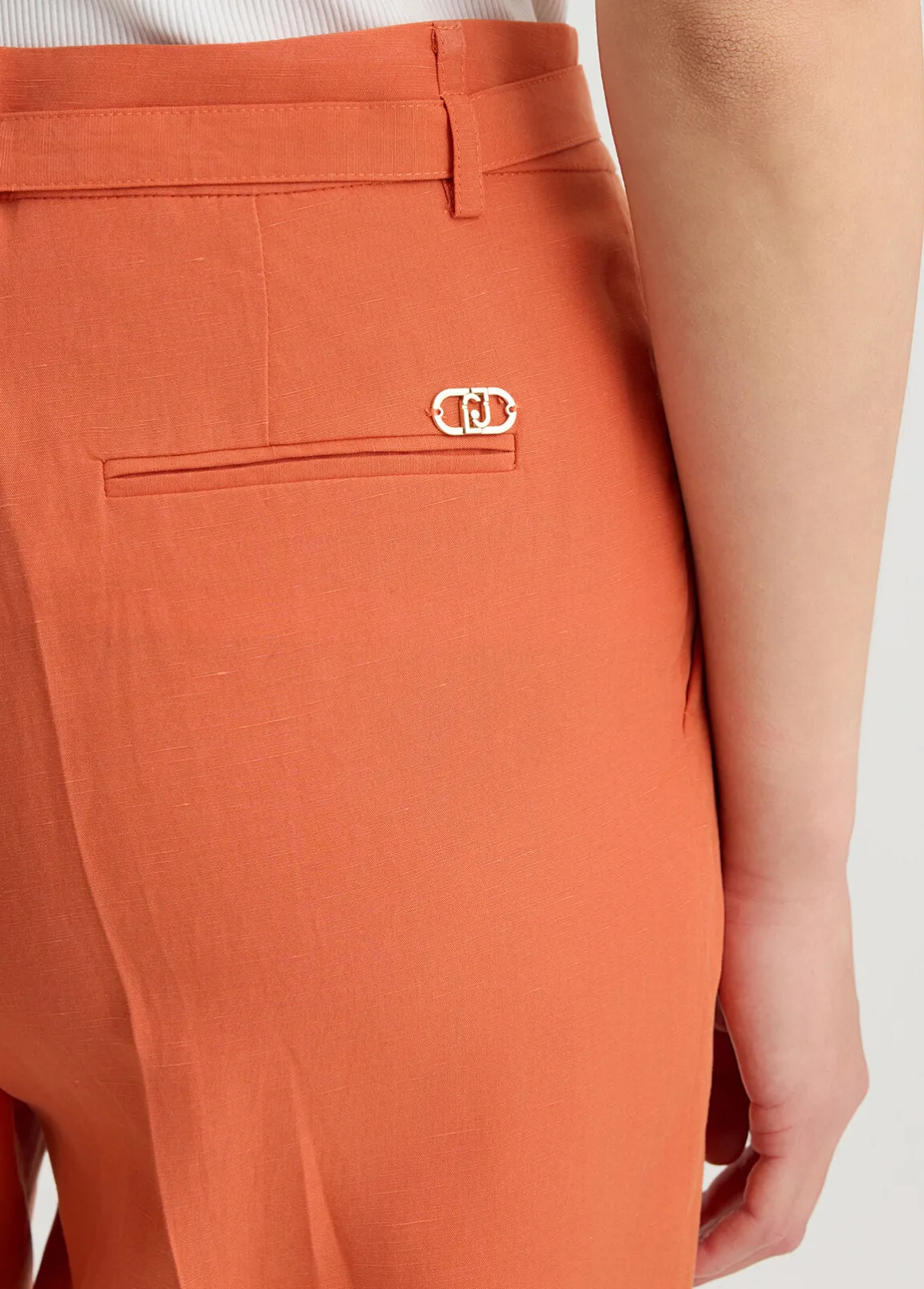 Pantaloni in misto lino