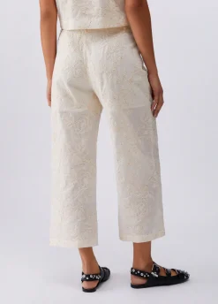 Pantaloni in mussola ricamati