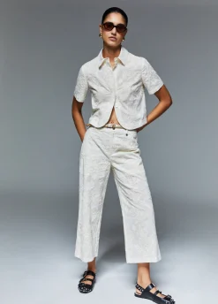 Pantaloni in mussola ricamati