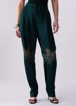 Pantaloni in raso con dettagli in pizzo
