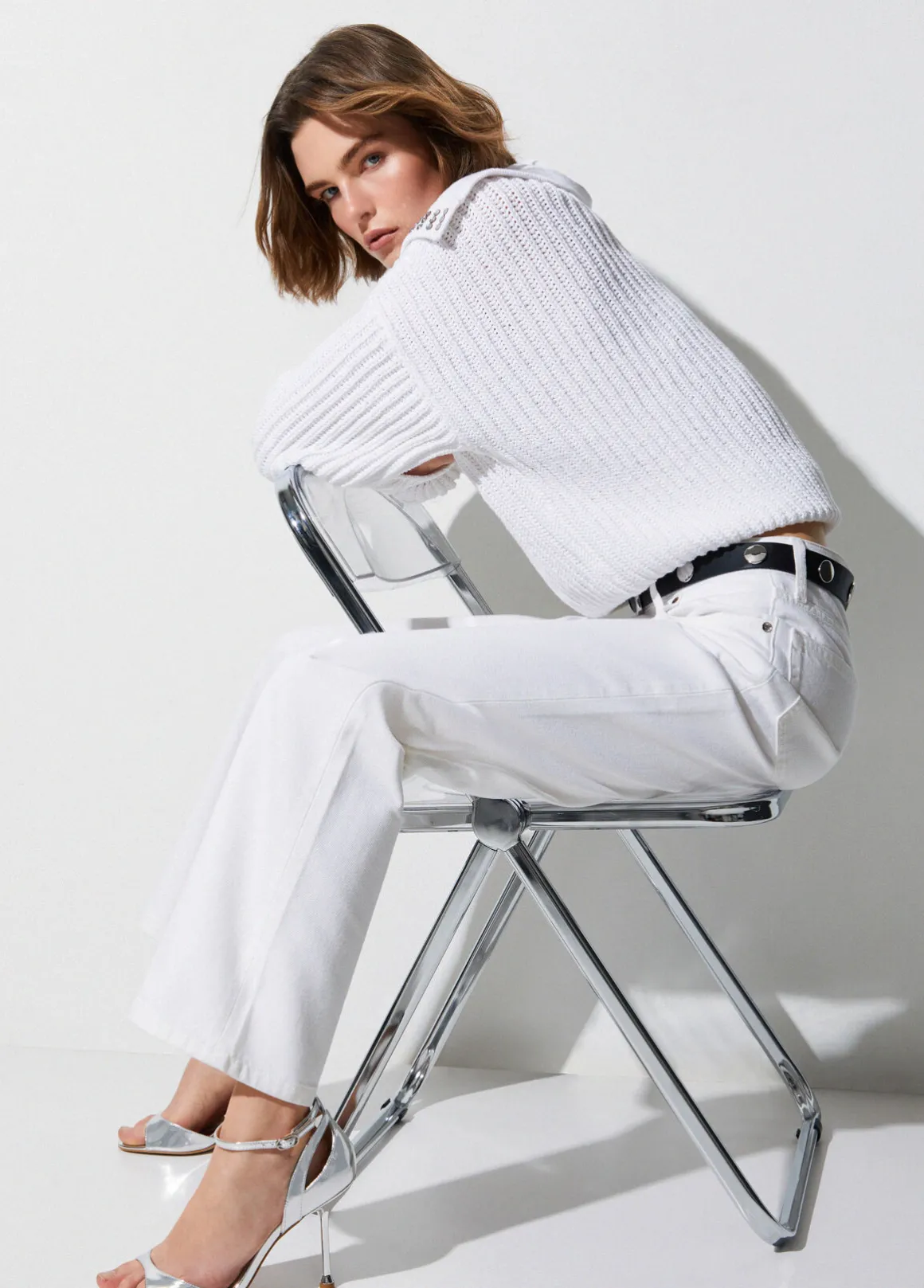 Pantaloni straight