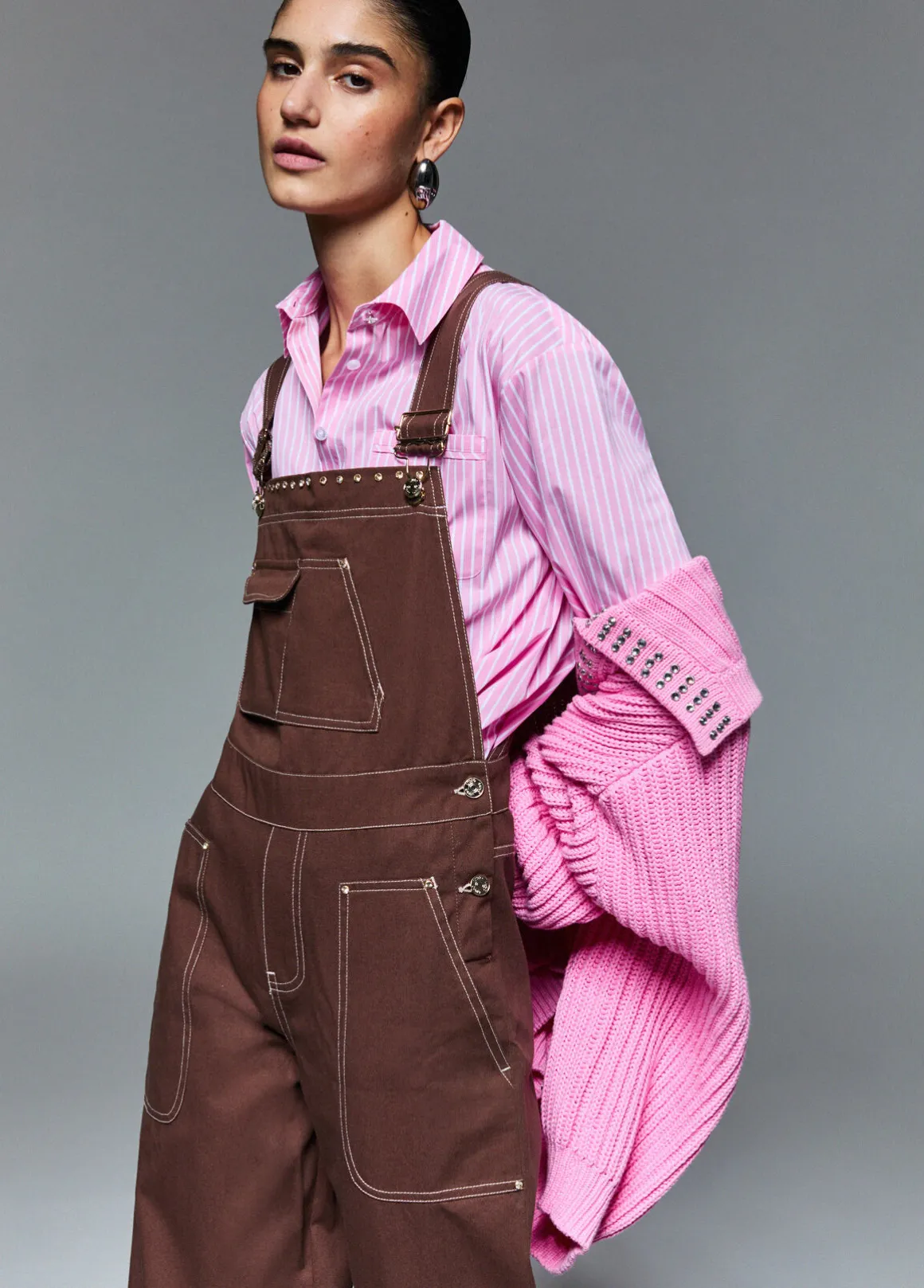 Salopette con maxi tasche