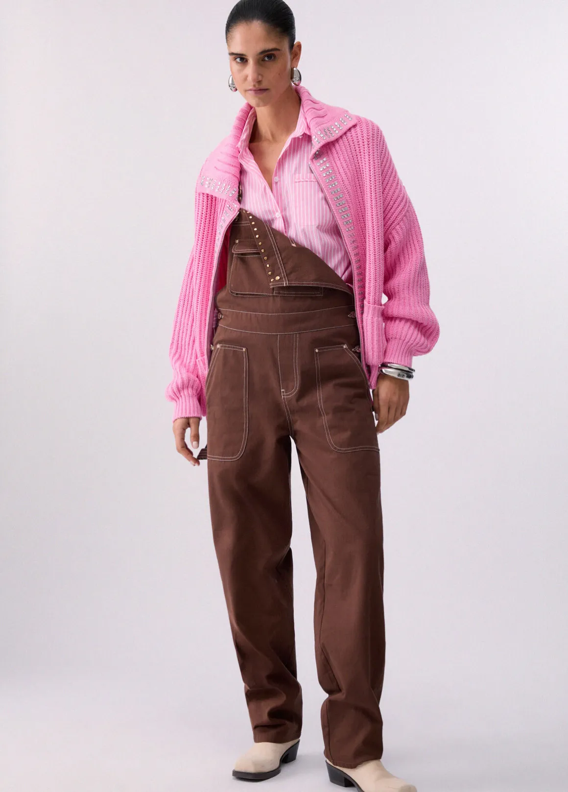 Salopette con maxi tasche