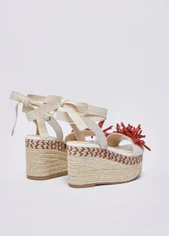 Sandali zeppa con corallo