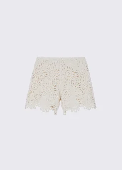 Short in macramè
