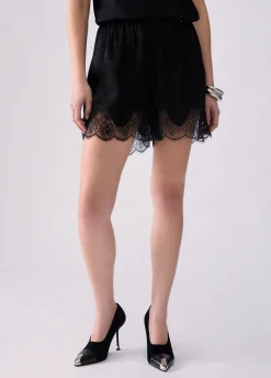 Short jacquard con dettagli in pizzo