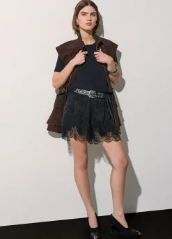 Short jacquard con dettagli in pizzo