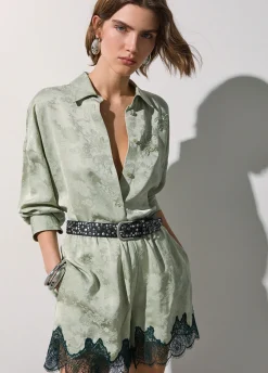 Short jacquard con dettagli in pizzo