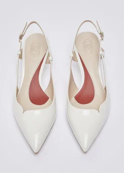Slingback in vernice