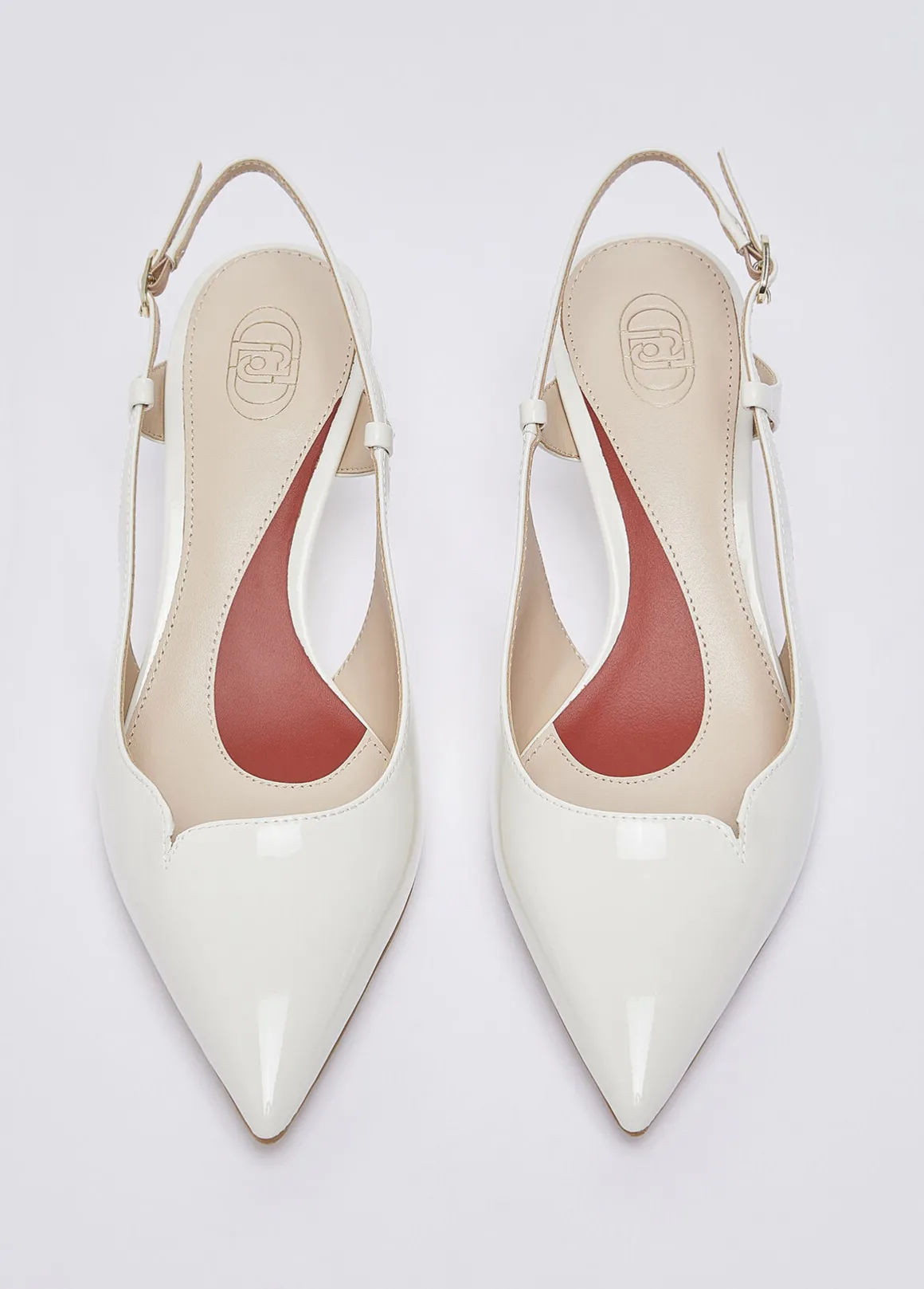 Slingback in vernice