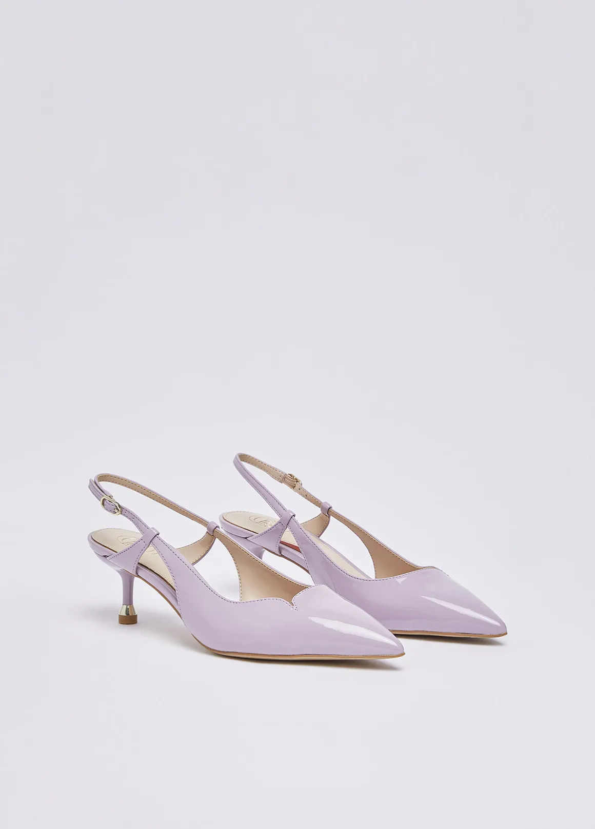 Slingback in vernice