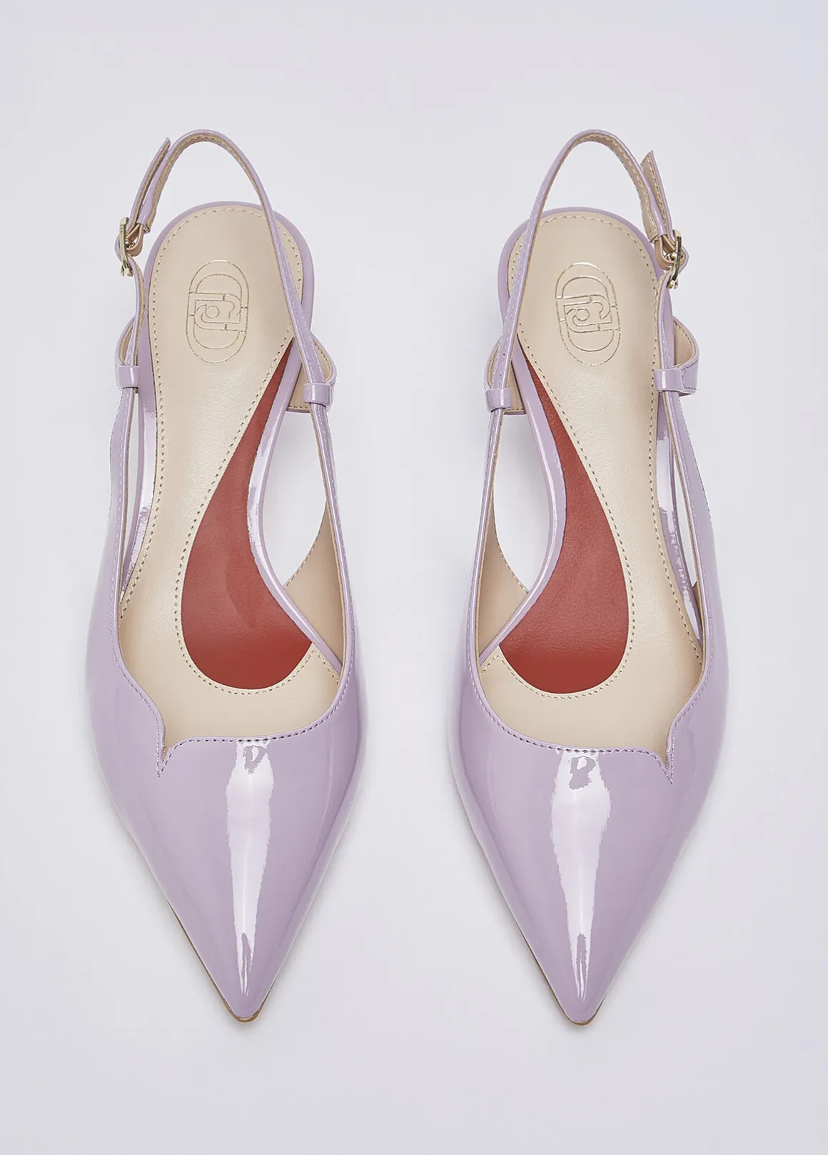 Slingback in vernice