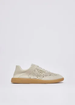 Sneakers con ricamo macramè