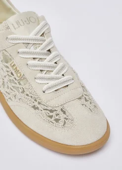 Sneakers con ricamo macramè