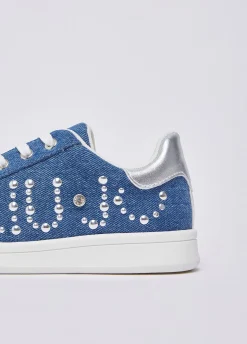 Sneakers in denim con borchie