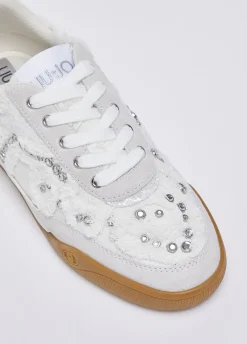 Sneakers in denim con pietre gioiello