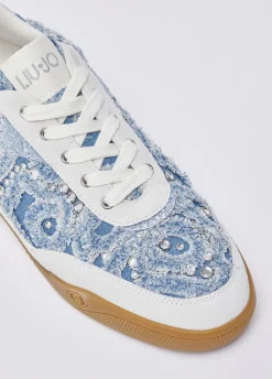 Sneakers in denim con pietre gioiello