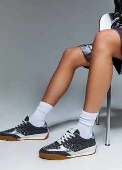 Sneakers in denim e pietre gioiello