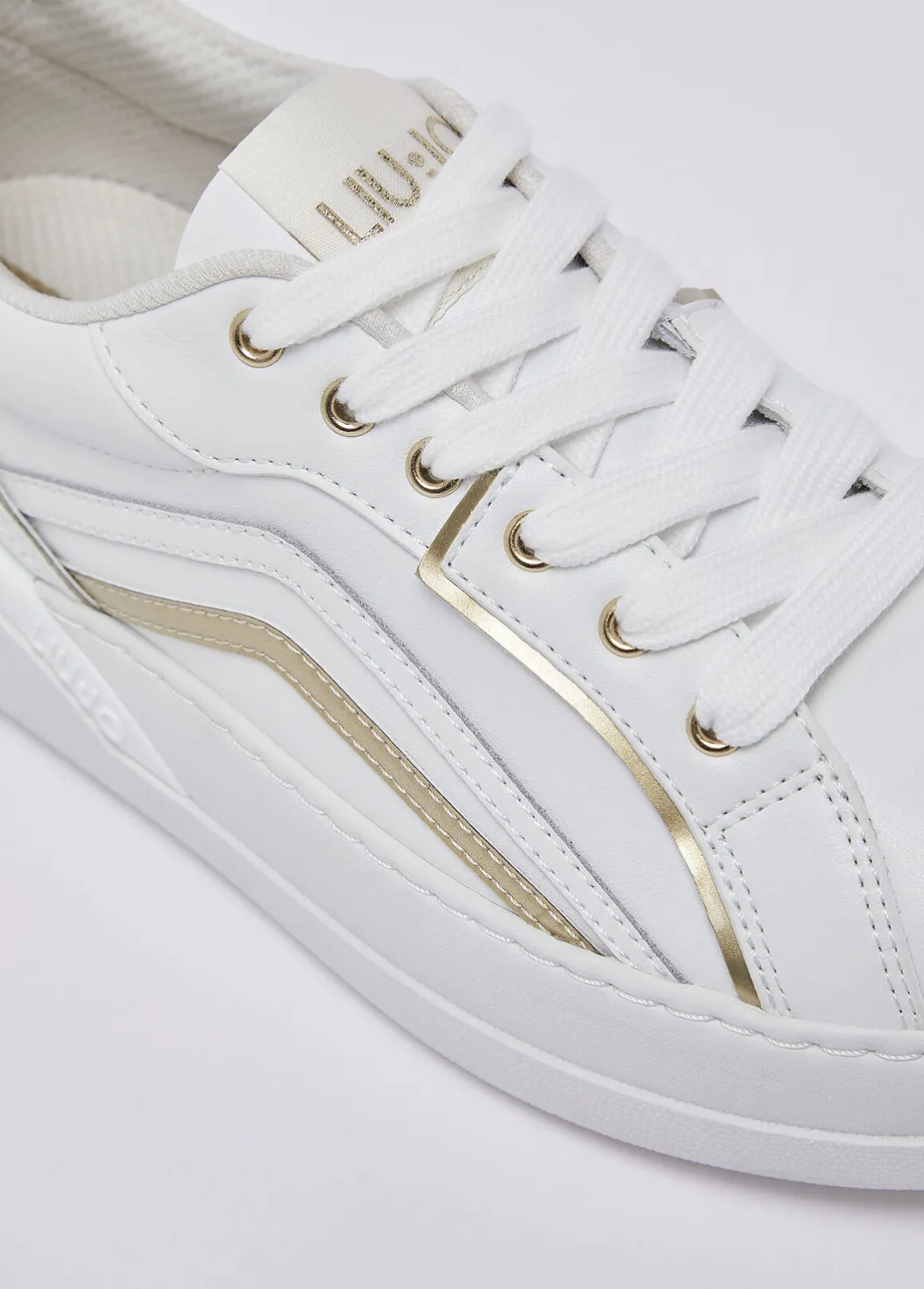 Sneakers in pelle