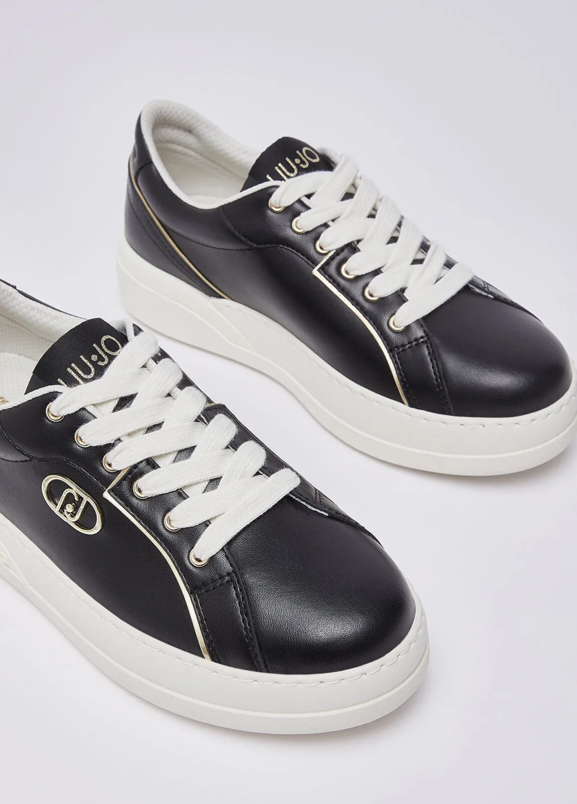 Sneakers in pelle