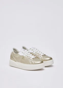 Sneakers in pelle laminata