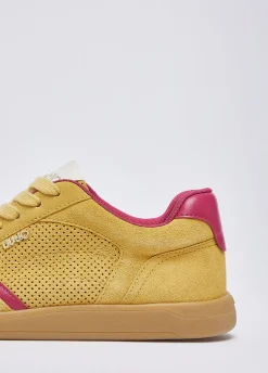 Sneakers in suede traforata