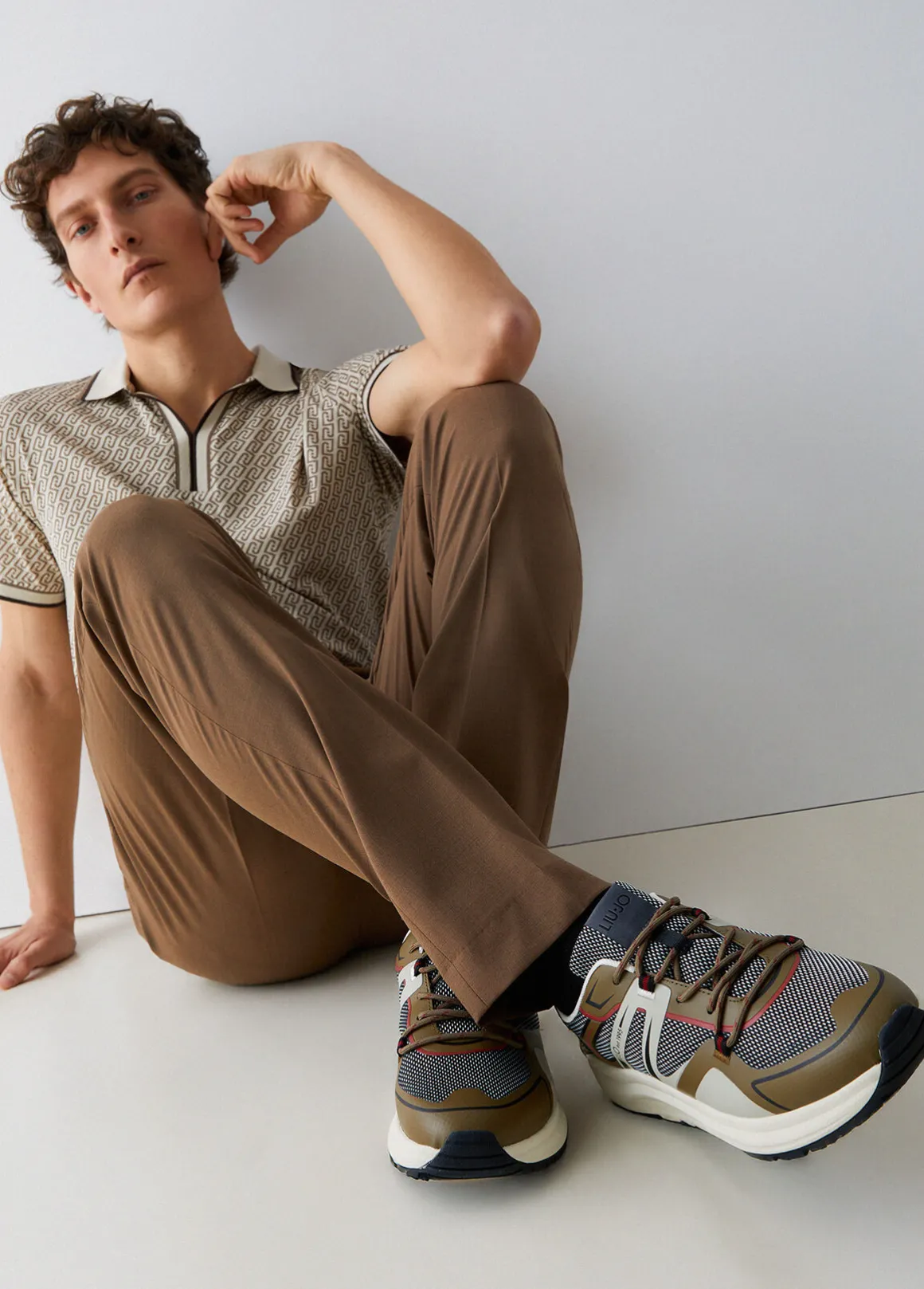 Sneakers urban trekking
