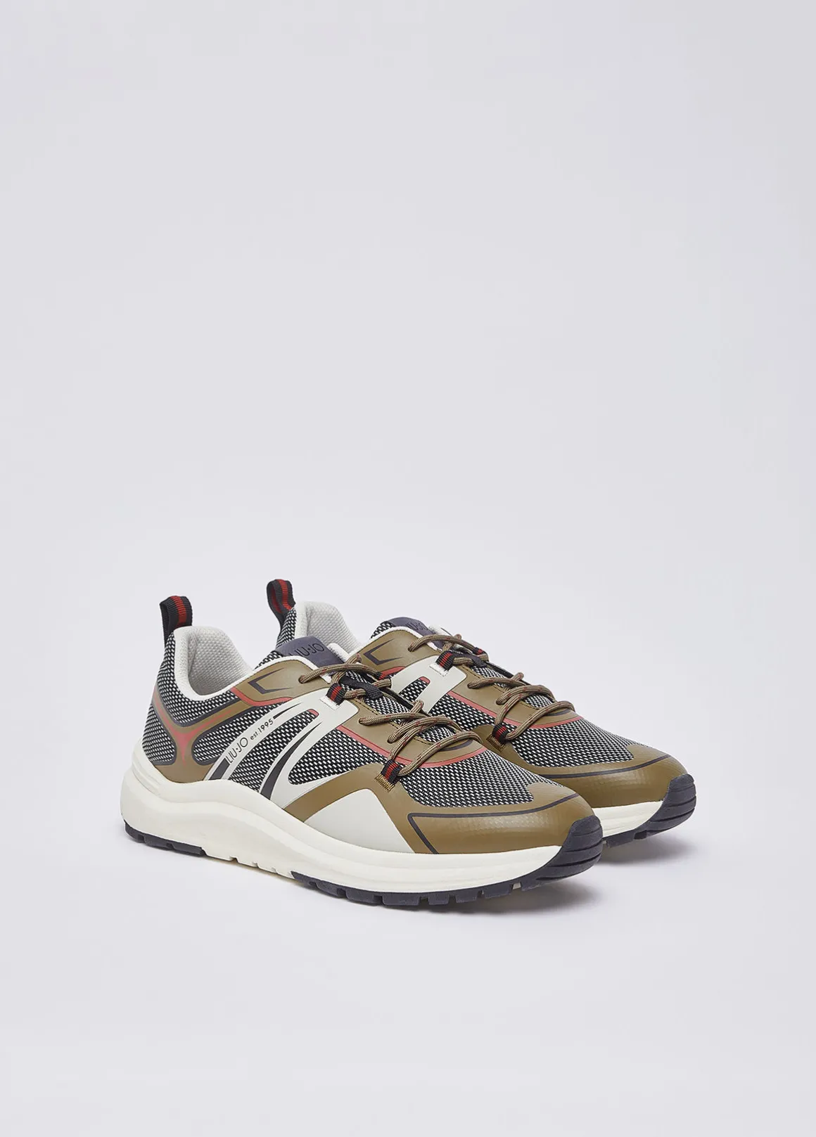 Sneakers urban trekking