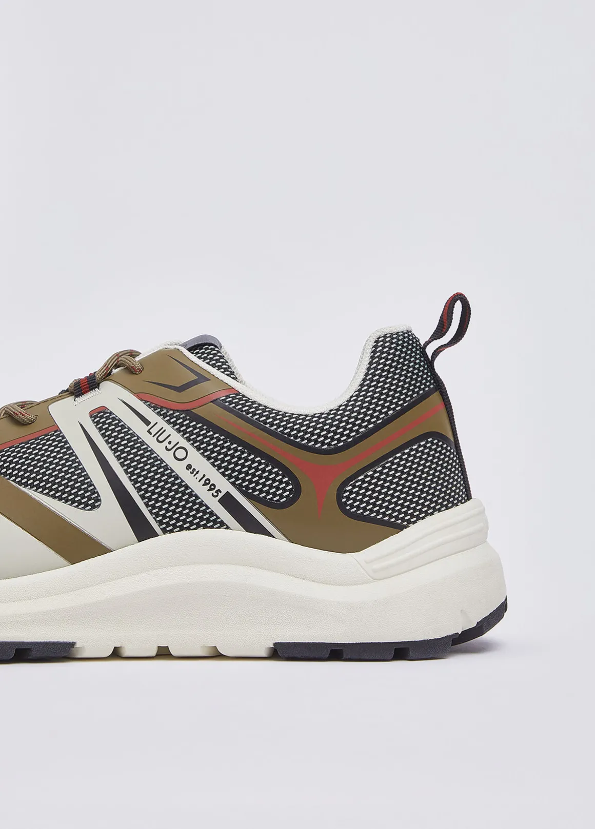 Sneakers urban trekking