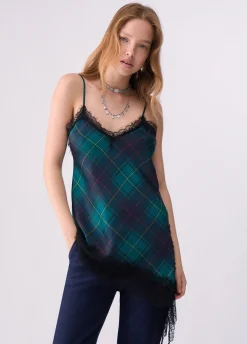Top con dettaglio pizzo