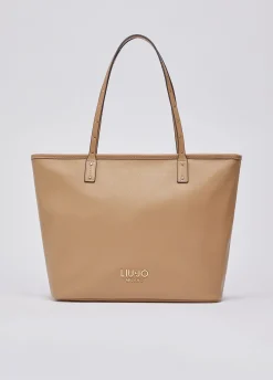Tote bag media
