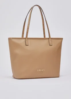 Tote bag media
