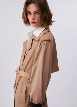 Trench lungo con cintura