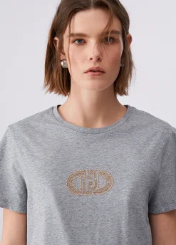 T-shirt con applicazioni