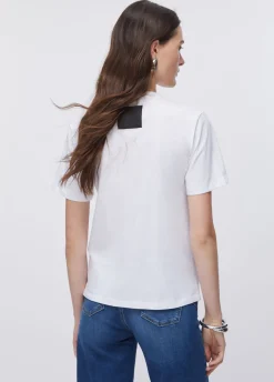 T-shirt con castoni gioiello