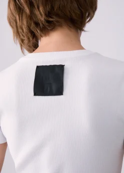 T-shirt con patch logo