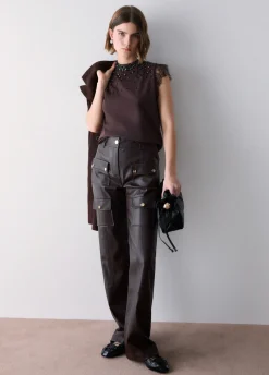 T-shirt con pizzo e strass