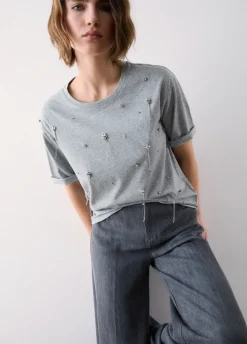 T-shirt con ricami gioiello
