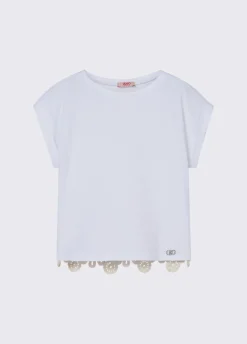 T-shirt con ricamo macramè