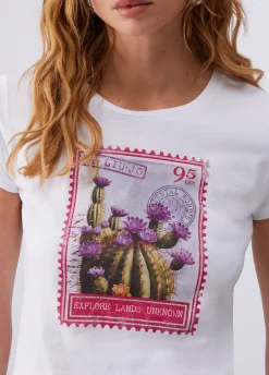T-shirt con stampa e applicazioni
