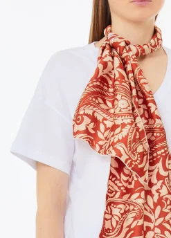 T-shirt in cotone con foulard