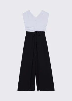 Tuta elegante con cintura